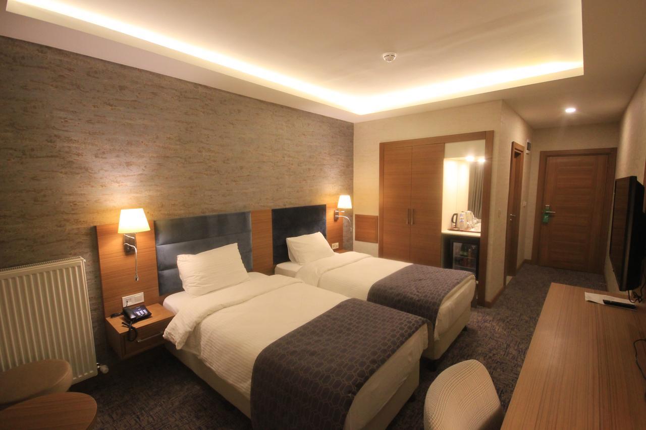 Garden Zara Hotel Luaran gambar