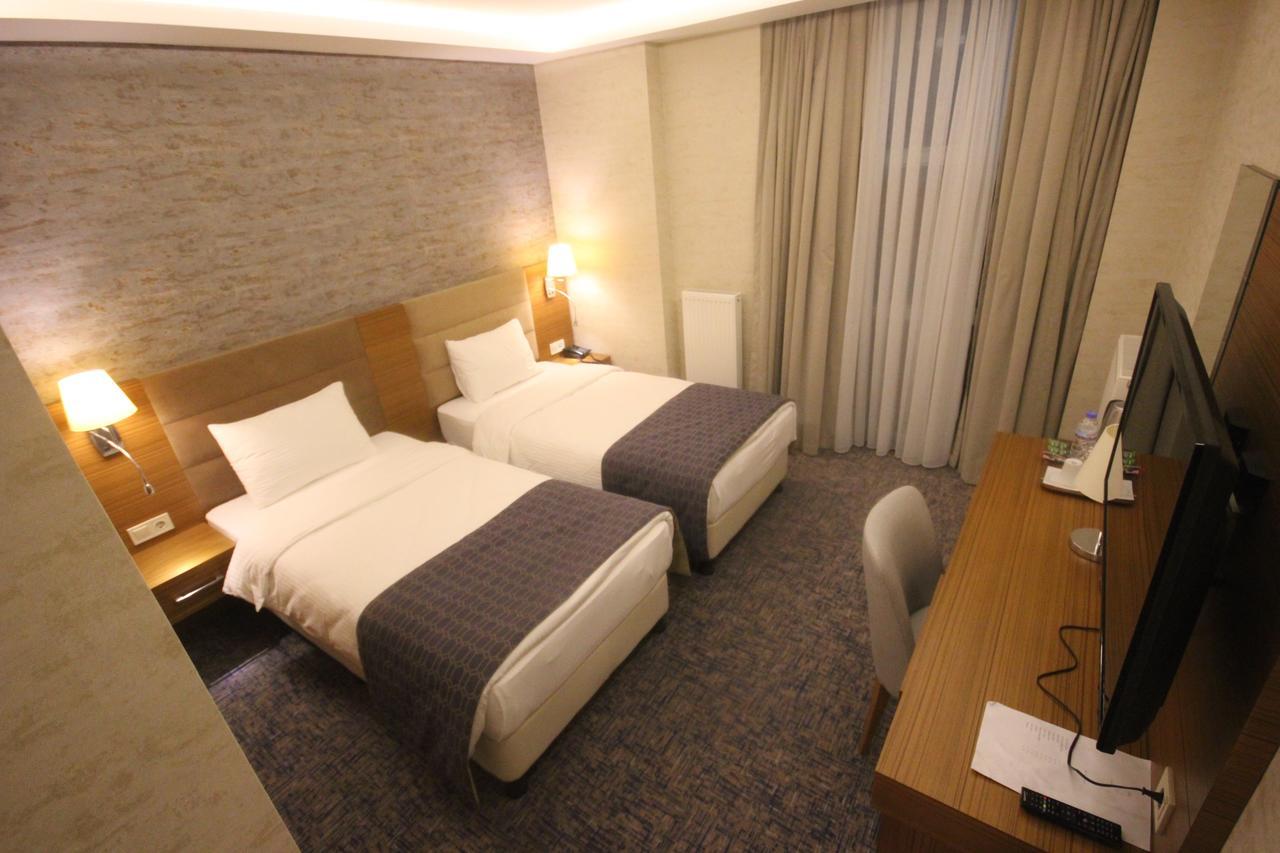 Garden Zara Hotel Luaran gambar